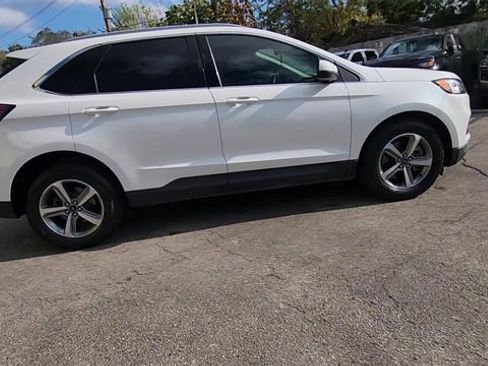 Used 2021 Ford Edge SEL w/ Convenience Package image 9