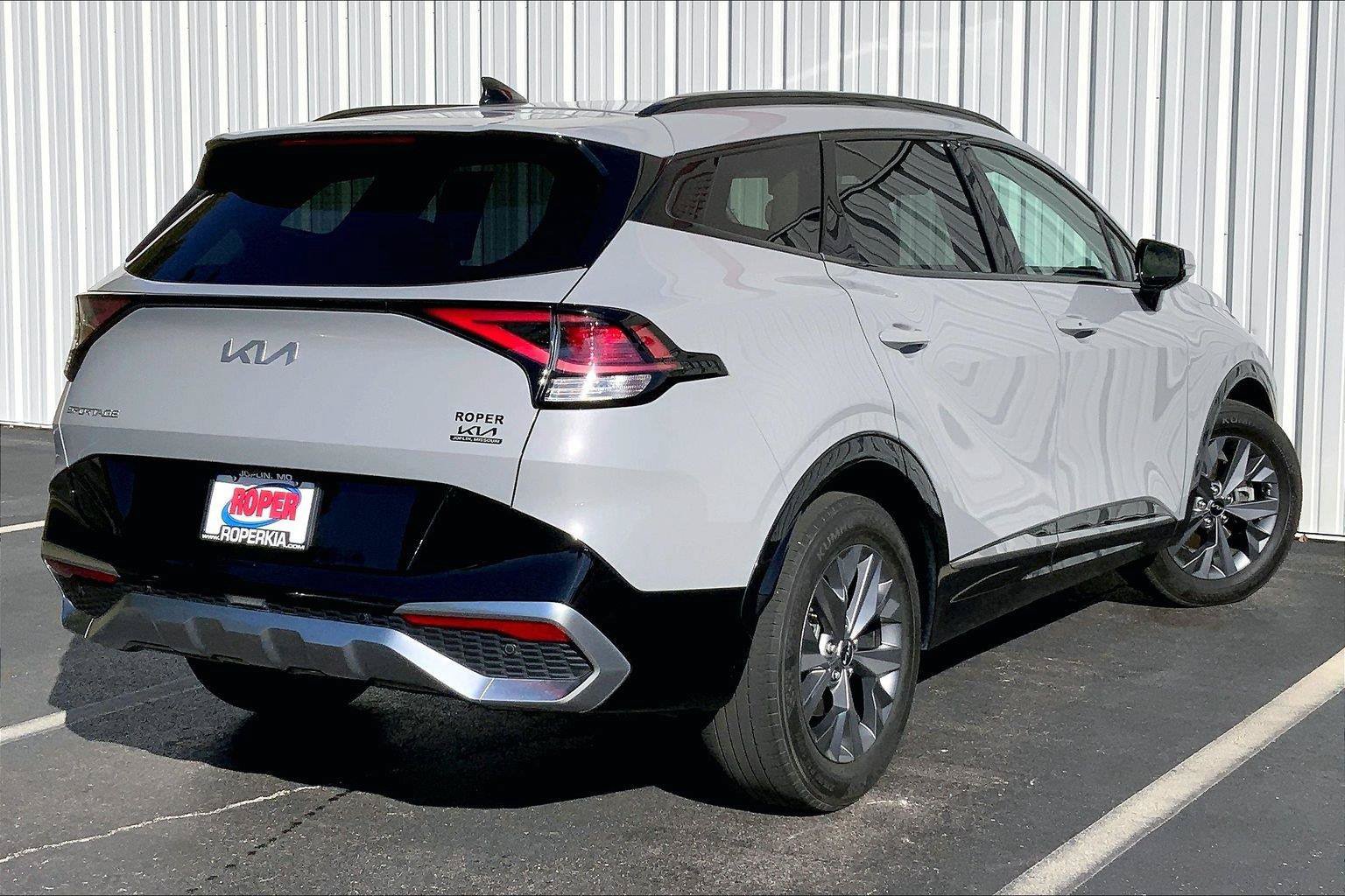 Used 2025 Kia Sportage SX FWD image 10