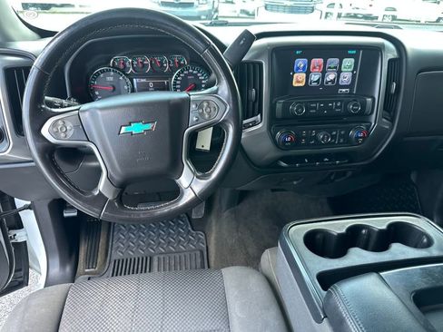 Used 2018 Chevrolet Silverado 1500 LT w/ LT Eassist Package image 17