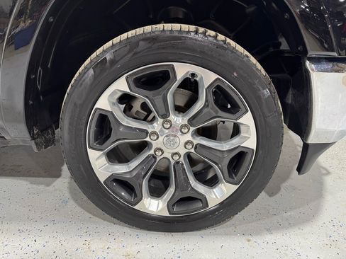 Used 2023 RAM 1500 Limited image 16