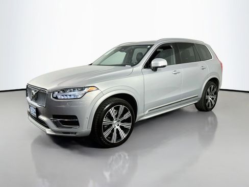 Used 2023 Volvo XC90 B6 Ultimate w/ Protection Package Premier AWD/4WD image 3