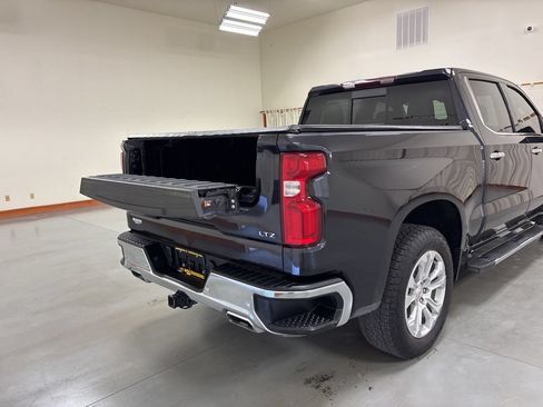 Used 2024 Chevrolet Silverado 1500 LTZ AWD/4WD image 9