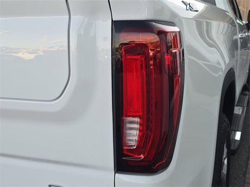 New 2026 GMC Sierra 1500 SLT w/ SLT Premium Plus Package image 8