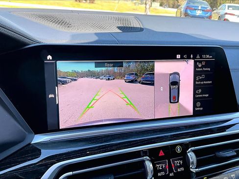 Used 2021 BMW X7 xDrive40i w/ M Sport Package image 31