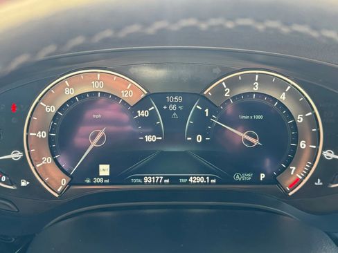 Used 2019 BMW 530i image 24