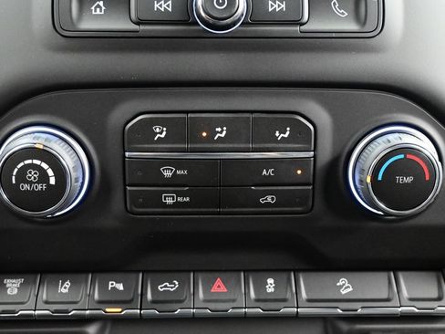 New 2026 Chevrolet Silverado 2500 Custom w/ Custom Value Package AWD/4WD image 30