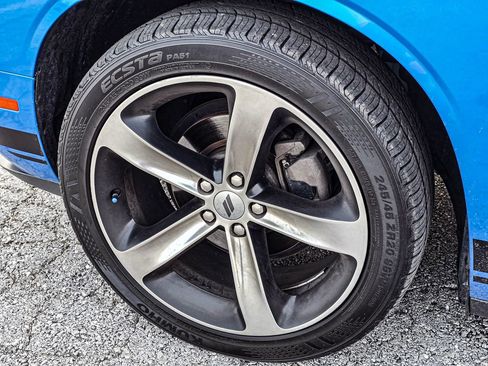 Used 2019 Dodge Challenger SXT image 8