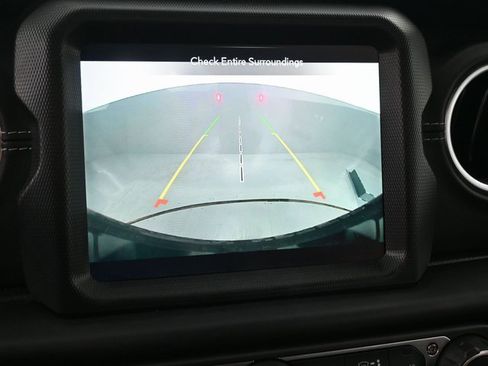 Used 2022 Jeep Wrangler Unlimited Sahara w/ Cold Weather Group image 12