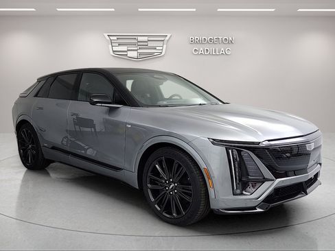 New 2026 Cadillac Lyriq V w/ LPO, Floor Liner Package image 1