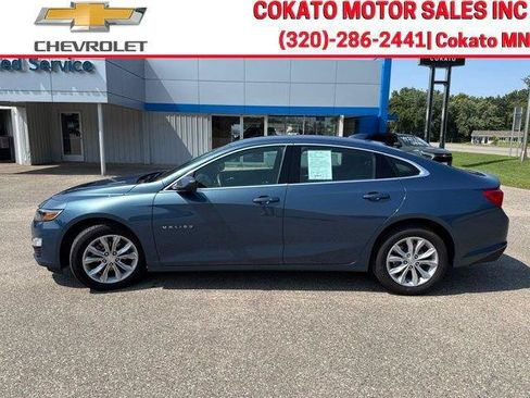 Used 2025 Chevrolet Malibu LT FWD image 4