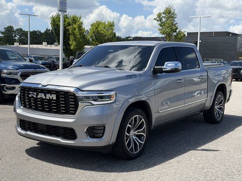 Used 2025 RAM 1500 Tungsten AWD/4WD image 5