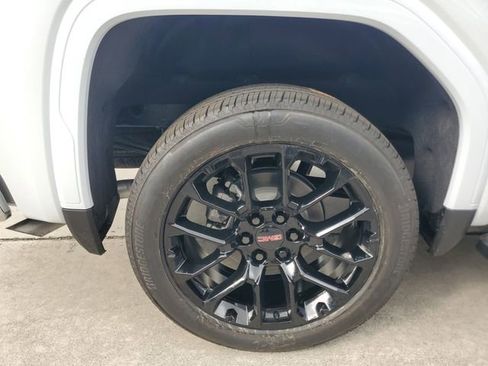 New 2026 GMC Sierra 1500 SLT w/ SLT Premium Plus Package image 5