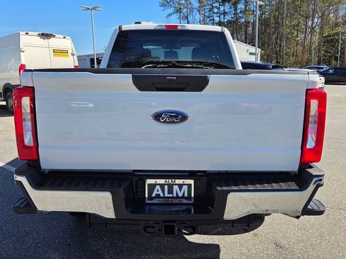 Used 2025 Ford F250 XLT AWD/4WD image 10