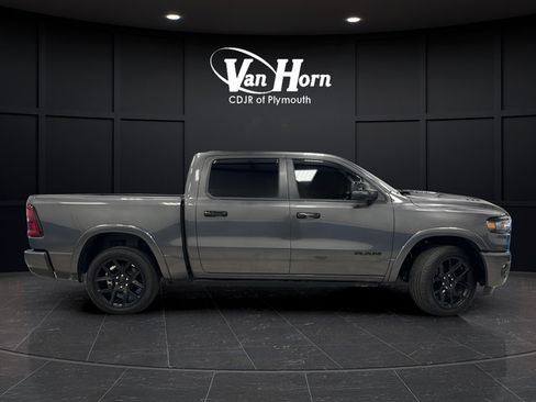 Used 2025 RAM 1500 Laramie w/ Night Edition AWD/4WD image 8