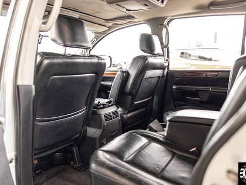 Used 2009 INFINITI QX56 4WD image 25