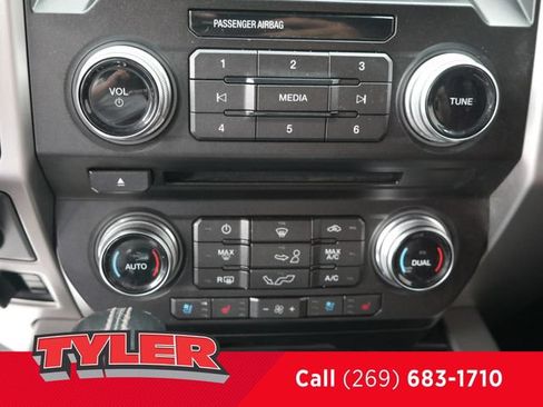 Used 2018 Ford F150 Platinum w/ Technology Package AWD/4WD image 33