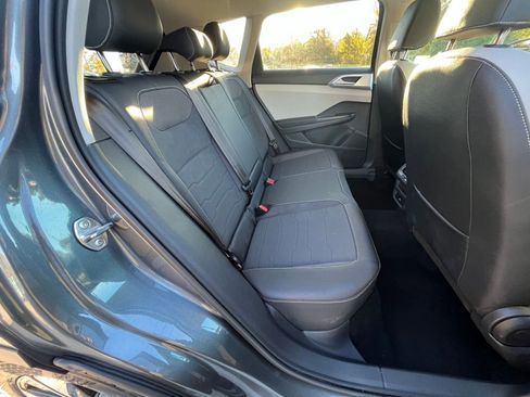 Used 2025 Volkswagen Taos SE image 34