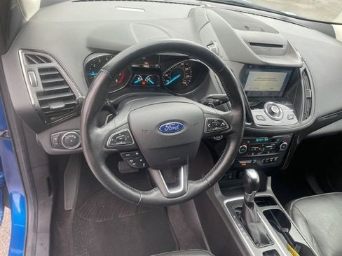 Used 2018 Ford Escape Titanium w/ Ford Safe & Smart Package image 26