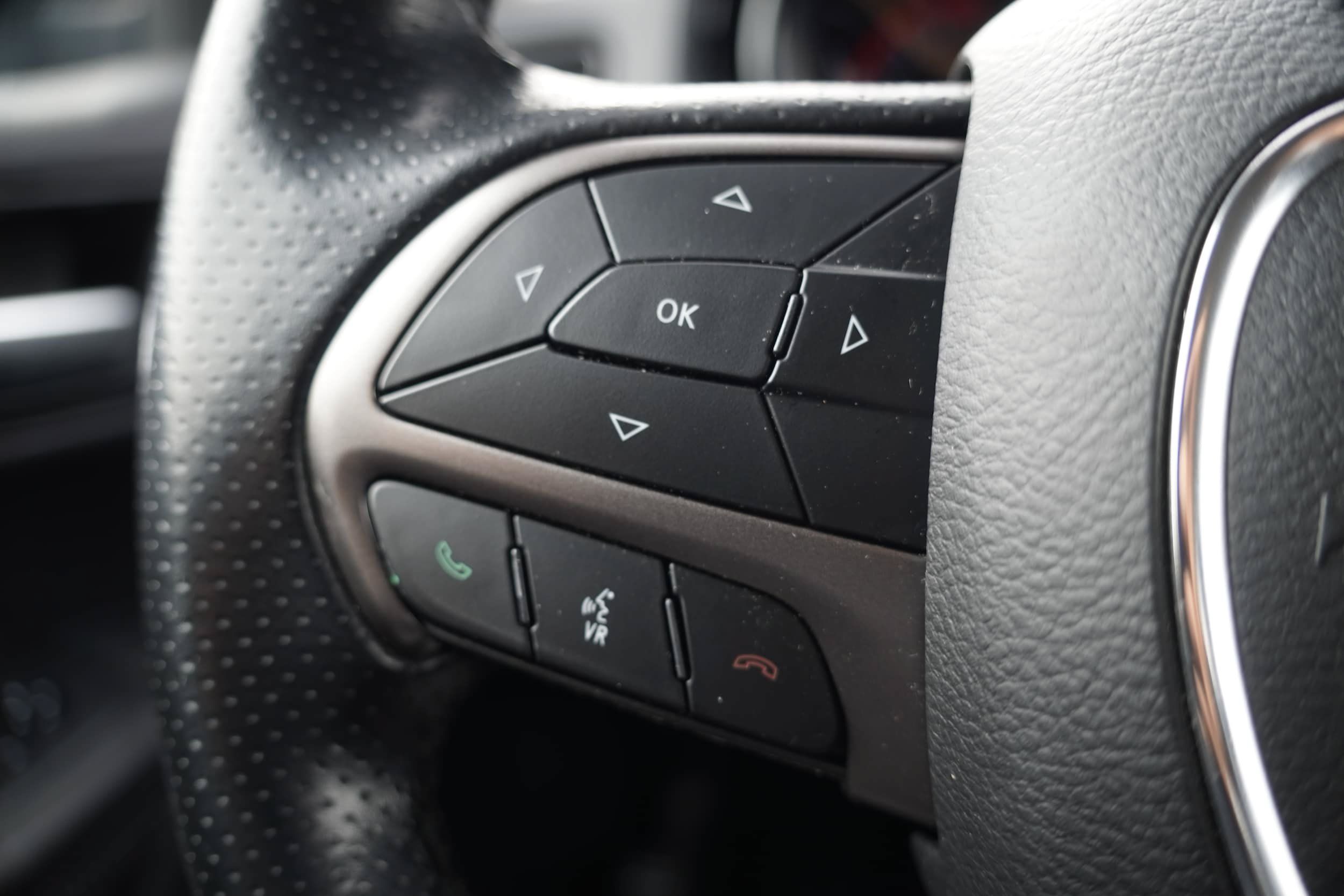 Used 2021 Dodge Durango SXT AWD/4WD image 17
