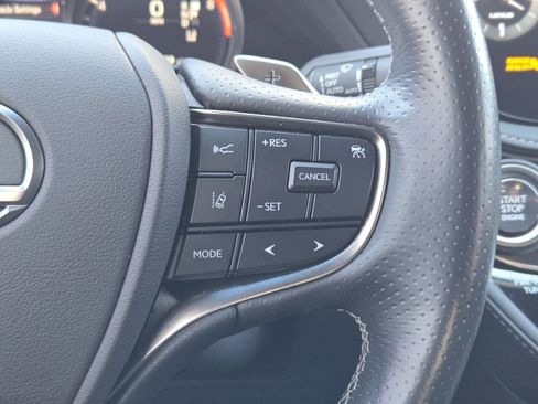 Certified 2022 Lexus LS 500 F Sport w/ Accessory Package (Z2) RWD image 30