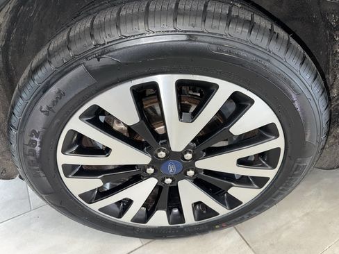 Used 2020 Ford Escape SE Sport image 8