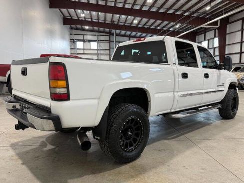 Used 2006 GMC Sierra 2500 SLE w/ Onstar Plus Package AWD/4WD image 8