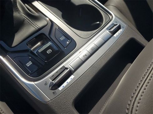 New 2026 Kia Carnival SX w/ SX Dark Edition Package image 38