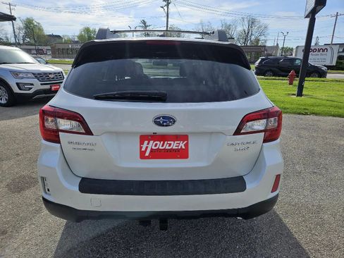 Used 2015 Subaru Outback 3.6R Limited image 7