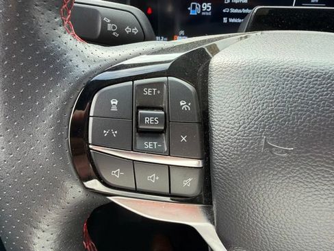 Certified 2025 Ford Explorer ST-Line AWD/4WD image 15