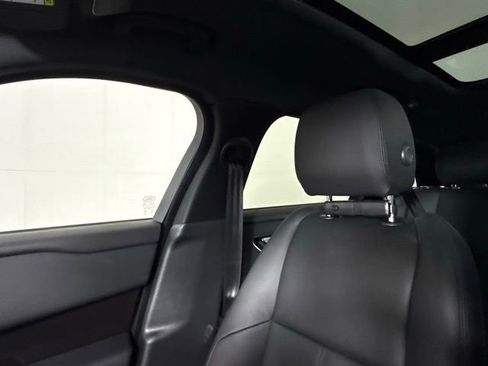 New 2026 Land Rover Range Rover Velar Dynamic SE image 22