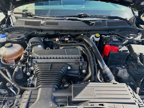 Used 2023 Lincoln Corsair AWD image 33