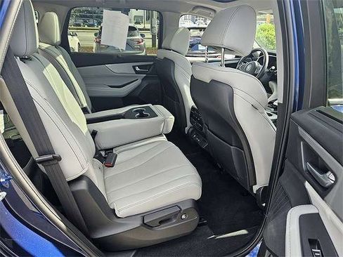 Used 2022 Acura MDX SH-AWD w/ Technology Package image 7