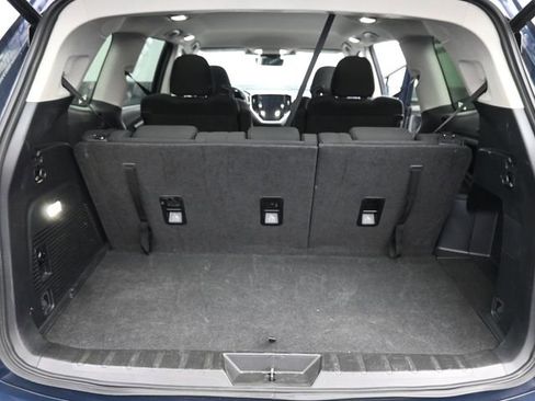 Used 2025 Subaru Ascent Premium image 6