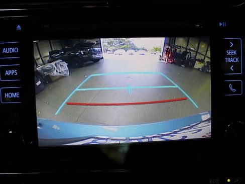 Used 2019 Toyota Prius Prime Plus FWD image 20