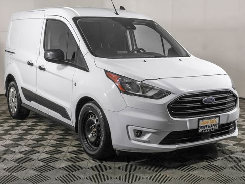 Used 2022 Ford Transit Connect XLT image 11