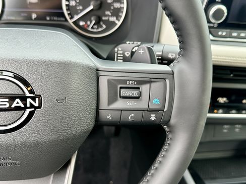 New 2026 Nissan Rogue SV AWD/4WD image 29