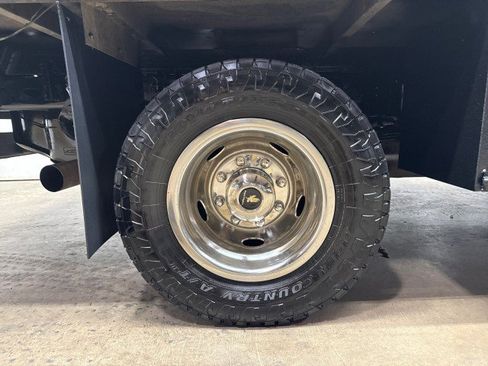 Used 2022 RAM 3500 Tradesman w/ Chrome Appearance Group AWD/4WD image 39