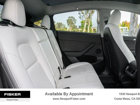 Used 2024 Tesla Model Y Long Range AWD/4WD image 27