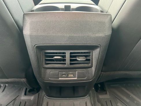 Used 2023 Chevrolet Colorado Z71 w/ Z71 Convenience Package 2 AWD/4WD image 17
