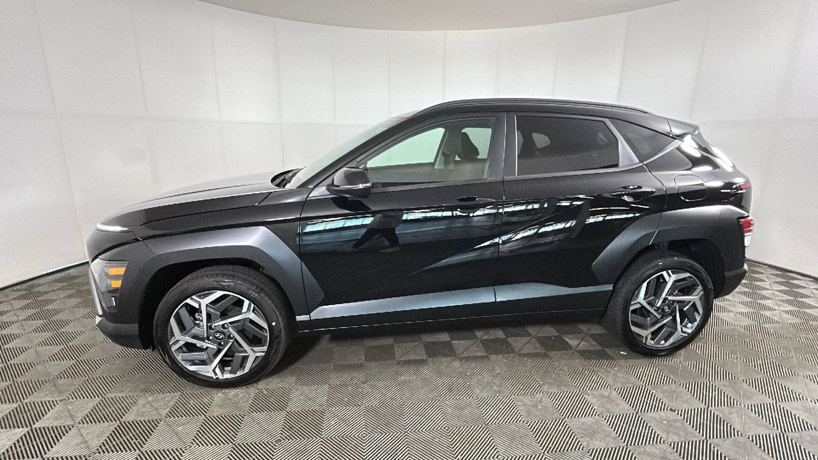 Certified 2026 Hyundai Kona SEL Premium AWD/4WD image 6