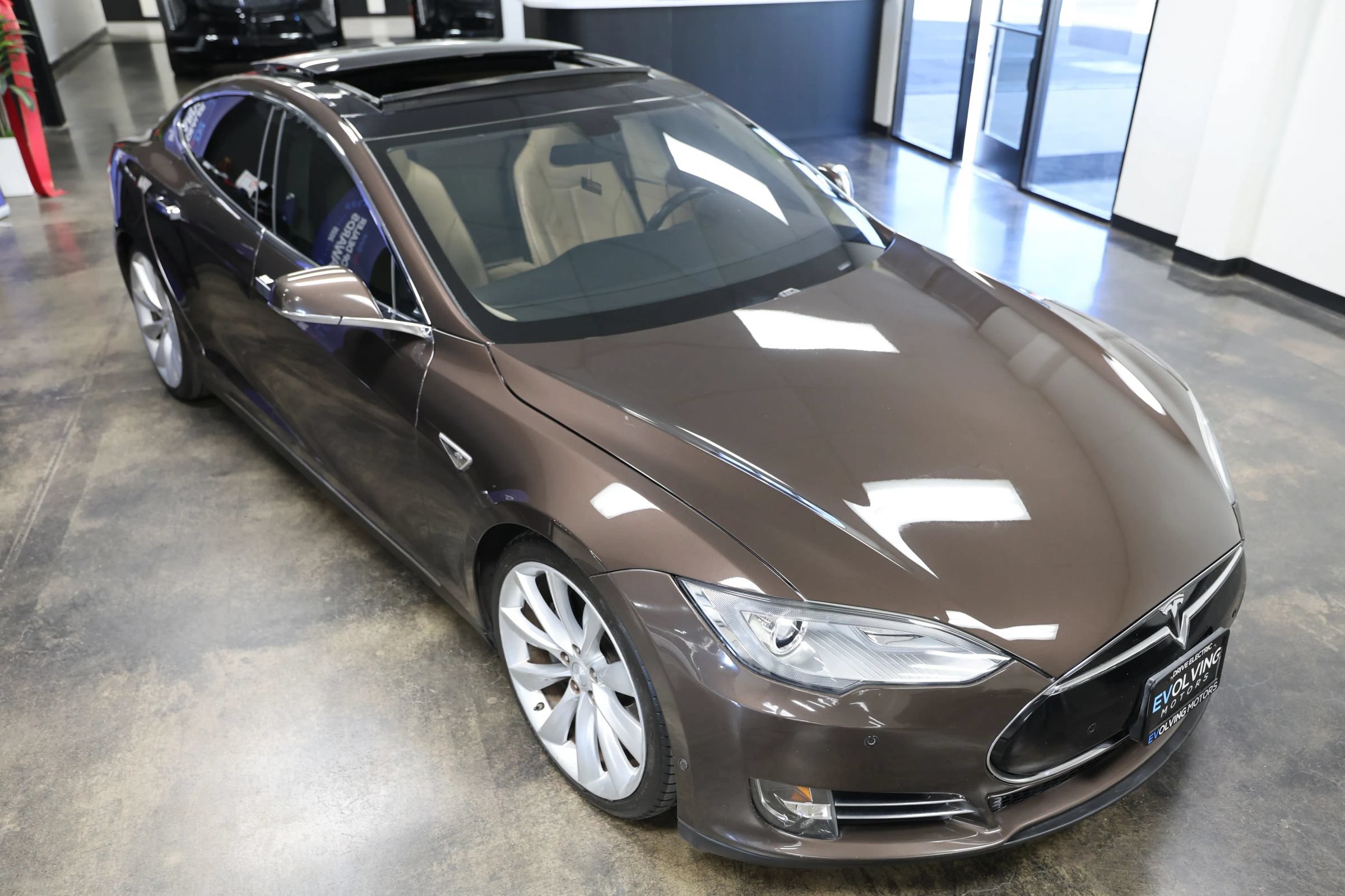 Used 2013 Tesla Model S Performance RWD image 21