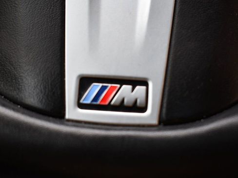 Used 2022 BMW 750i xDrive 750i xDrive w/ M Sport Package image 32