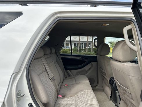 Used 2007 Toyota 4Runner SR5 image 26