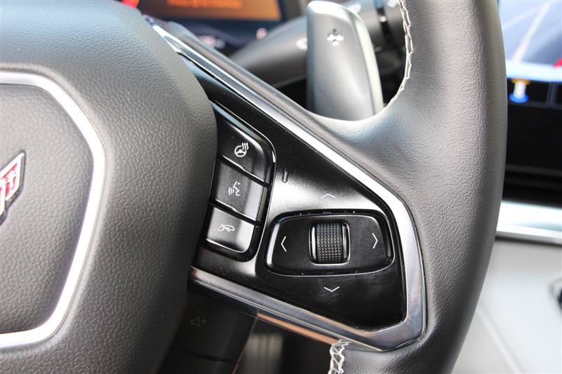 Used 2022 Chevrolet Corvette Stingray Preferred Cpe w/ Z51 Performance Package RWD image 24