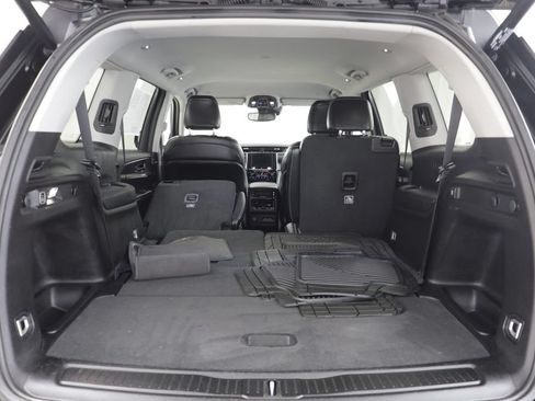 Used 2022 Jeep Grand Cherokee L Limited w/ MOPAR Finishing Package AWD/4WD image 18