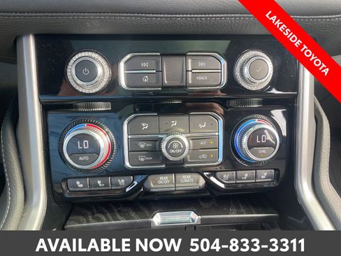 Used 2022 GMC Yukon XL Denali RWD image 35