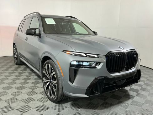 Certified 2025 BMW X7 M60i w/ Executive Package AWD/4WD image 4