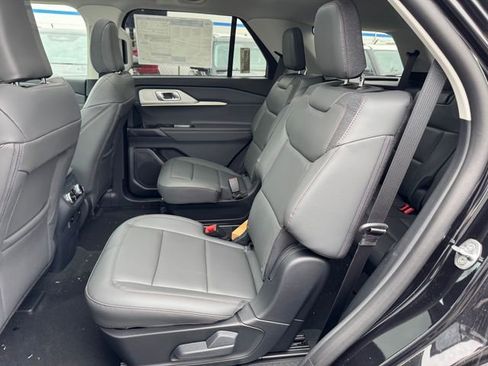 New 2026 Ford Explorer Active w/ Active Comfort Package AWD/4WD image 14