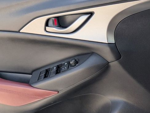 Used 2018 MAZDA CX-3 Touring image 23