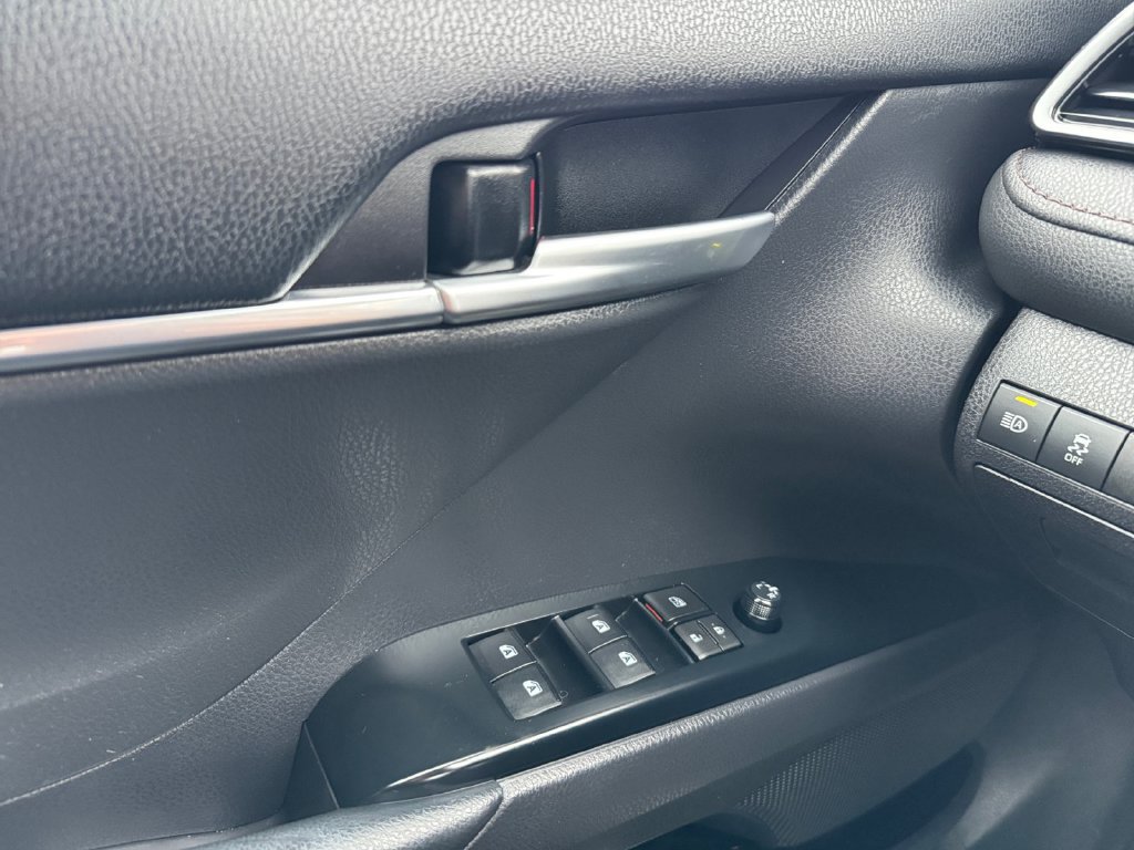 Certified 2019 Toyota Camry LE FWD image 11
